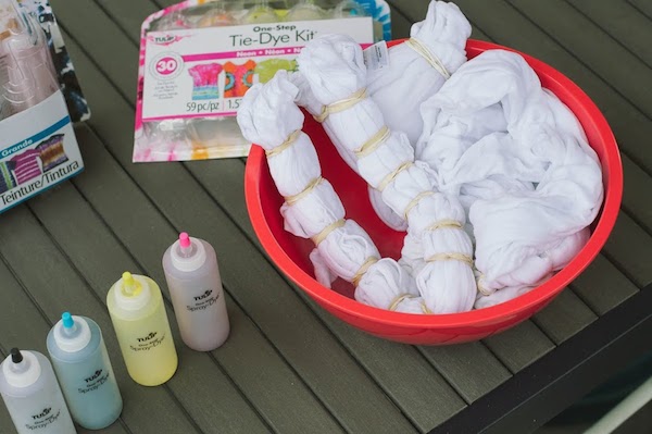 Tulip tie-dye supplies