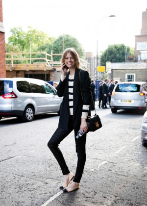 chicness cap toe skinny jeans